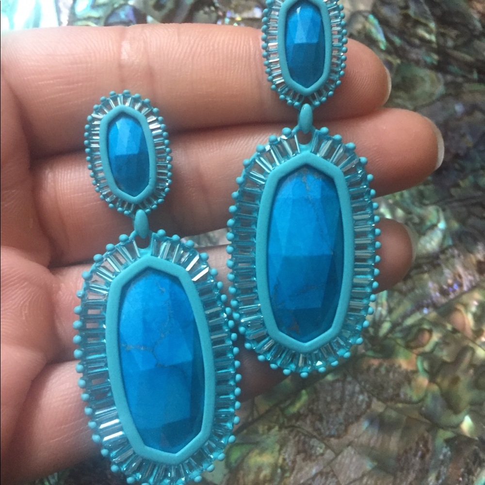 Blue 💙 - Kendra Scott Kaki Earrings 😍